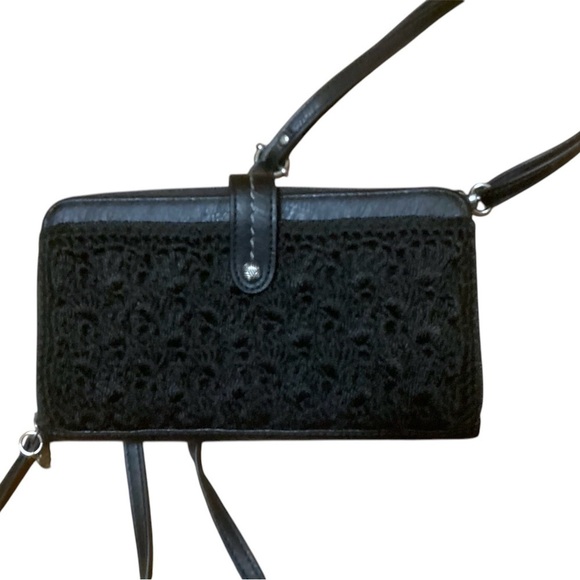 THE SAK CROTCHETED POCKETBOOK CROSSBODY PURSE. PERFECT CHRISTMAS GIFT. - Picture 1 of 4